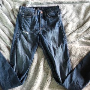Cropped Hollister Jeans